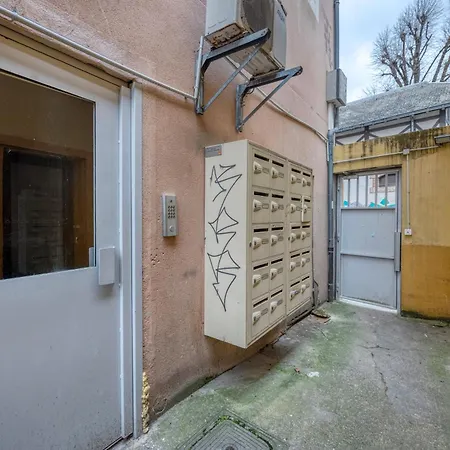 Le Jedi - Gare - Palais De Justice Grenoble