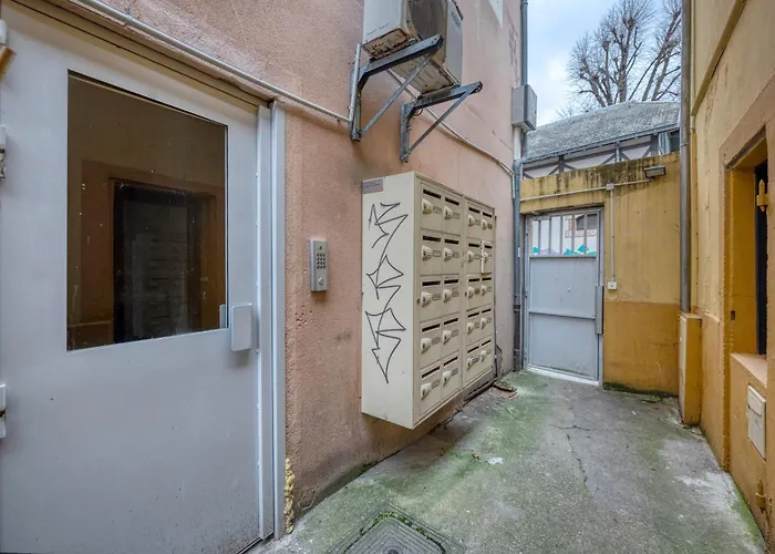 Le Jedi - Gare - Palais De Justice Grenoble